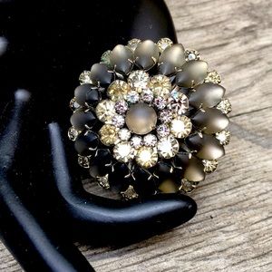 Vintage Judy Lee Brooch